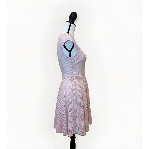 Bar lll Dress Women’s Small Pink A Line Cap Sleeve Circle Sheer Print Lined - Picture 4 of 12